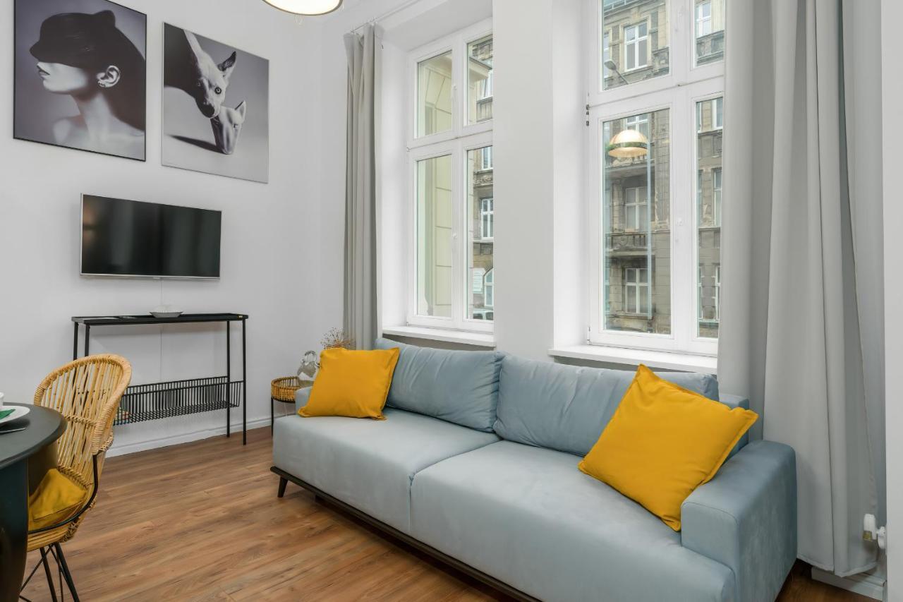 Deluxe Mtp Apartments Matejki By Noclegi Renters Poznan Ngoại thất bức ảnh