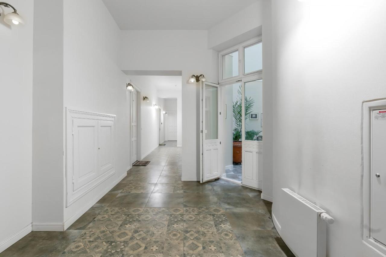 Deluxe Mtp Apartments Matejki By Noclegi Renters Poznan Ngoại thất bức ảnh
