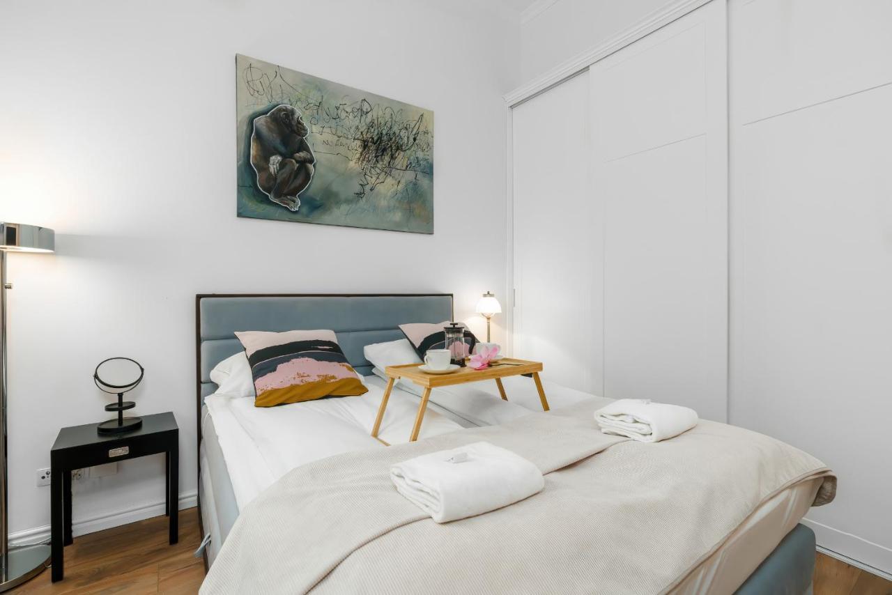 Deluxe Mtp Apartments Matejki By Noclegi Renters Poznan Ngoại thất bức ảnh