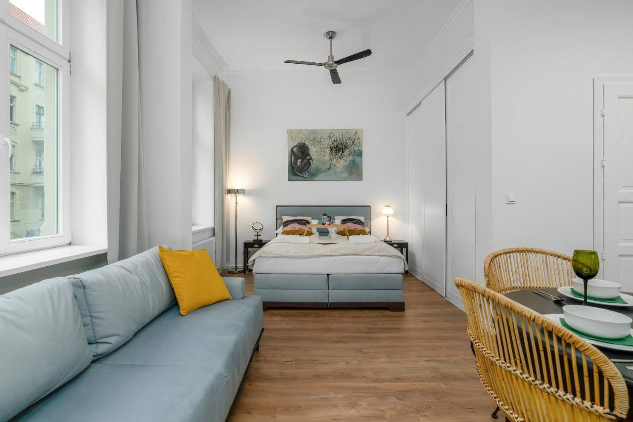 Deluxe Mtp Apartments Matejki By Noclegi Renters Poznan Ngoại thất bức ảnh