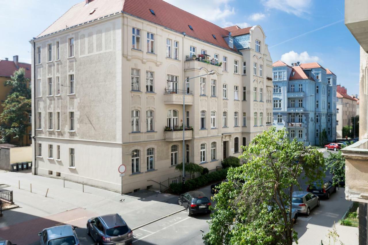 Deluxe Mtp Apartments Matejki By Noclegi Renters Poznan Ngoại thất bức ảnh